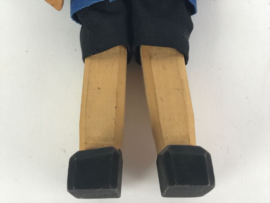 Vintage Carved Wood Doll [Photo 5]