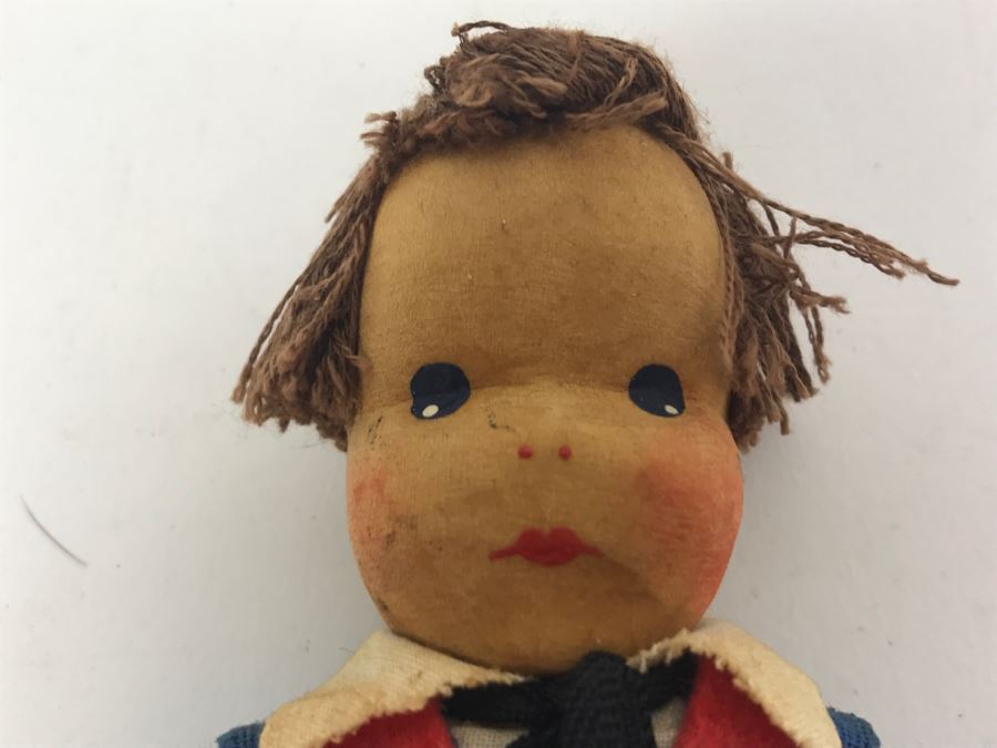 Vintage Carved Wood Doll [Photo 2]