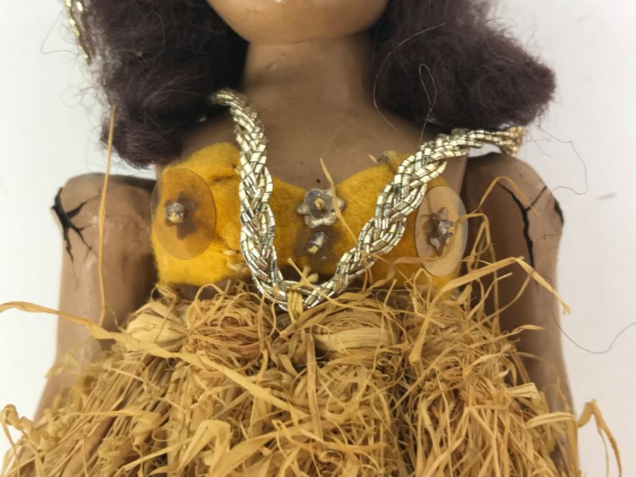 Vintage Hawaiian Doll - Leg Needs To Be Reattached [Photo 5]