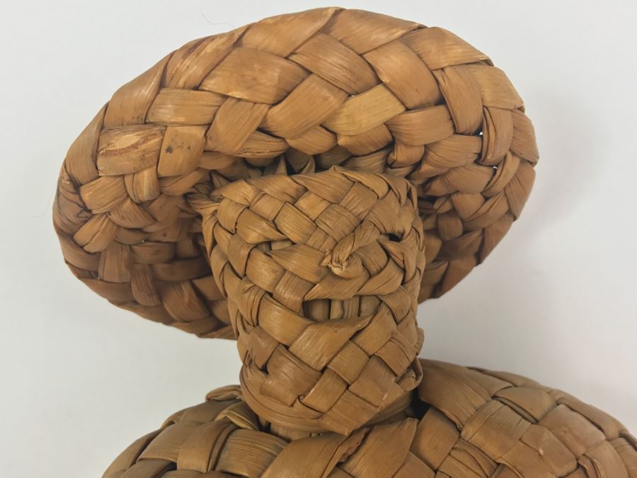 Vintage Woven International Doll [Photo 3]