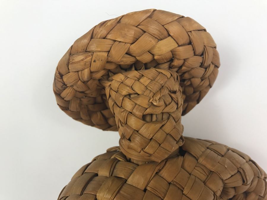 Vintage Woven International Doll [Photo 2]