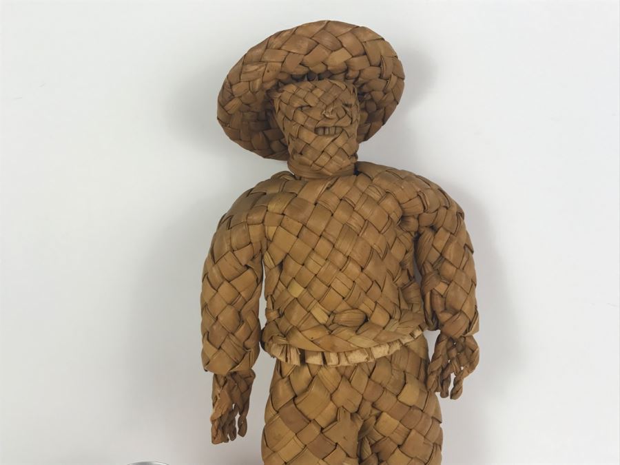 Vintage Woven International Doll [Photo 4]