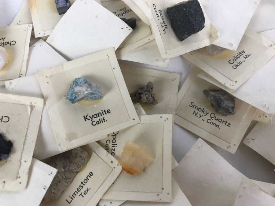 Various Labeled Rocks And Minerals Teaching Supplies [Photo 6]