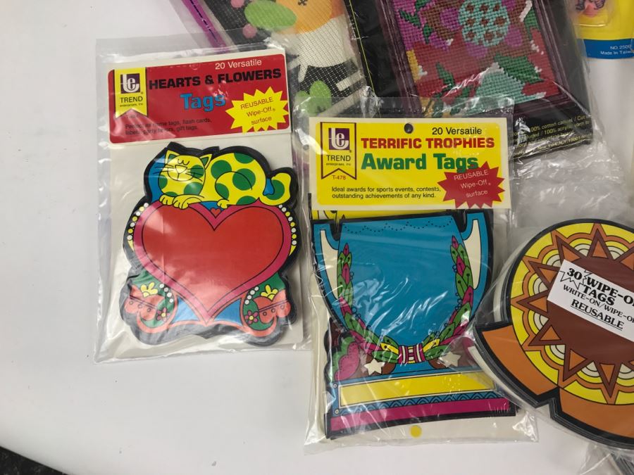 Various Vintage School Supplies [Photo 7]