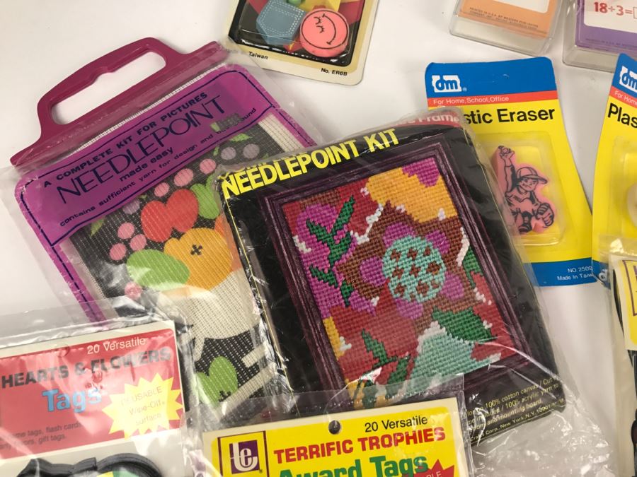 Various Vintage School Supplies [Photo 9]