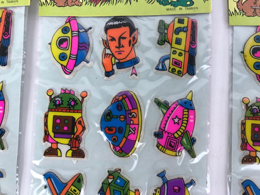 (14) New Vintage Stickers Star Trek, Robots, Animals [Photo 3]