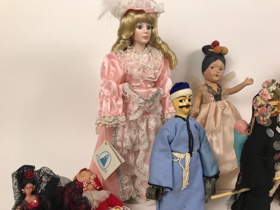 Collection Of Vintage International Dolls - See All Photos [Photo 14]