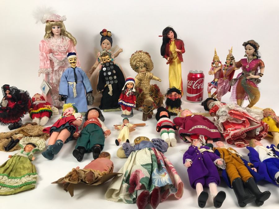 Collection Of Vintage International Dolls - See All Photos