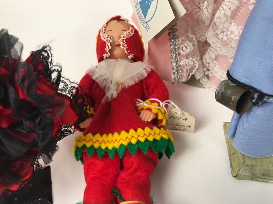 Collection Of Vintage International Dolls - See All Photos [Photo 16]