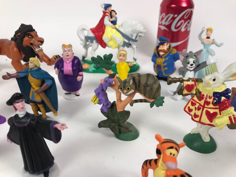 Collection Of Walt Disney Figurines [Photo 10]