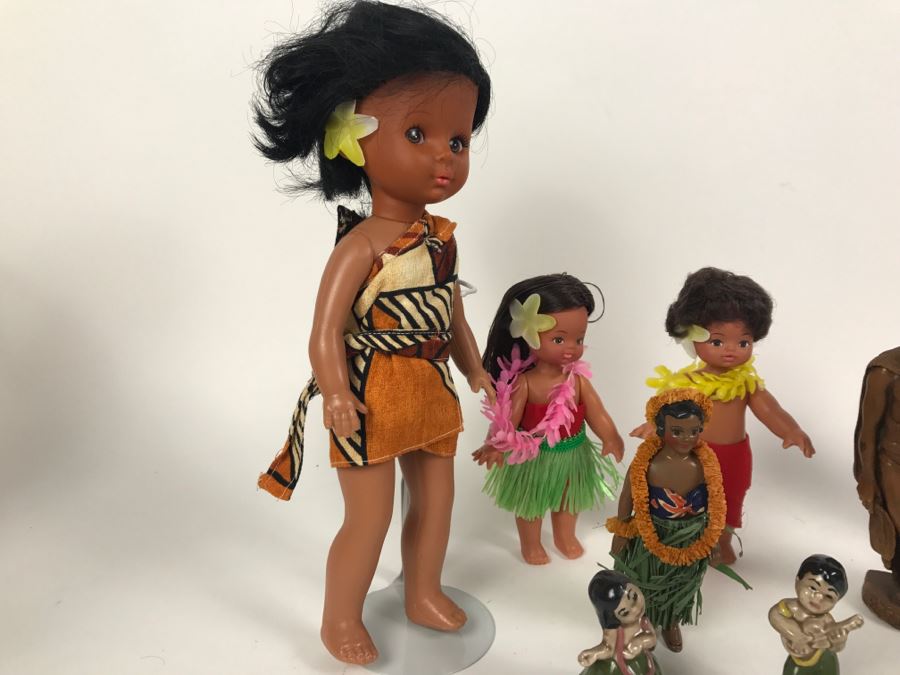 Collection Of Vintage Hawaiian Dolls [Photo 7]