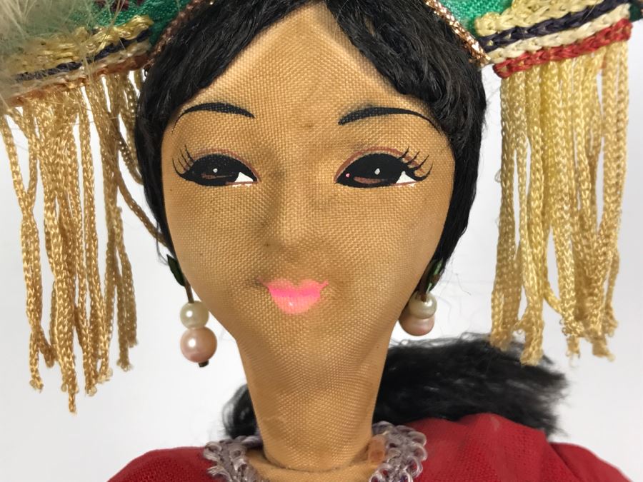 Vintage International Doll [Photo 3]