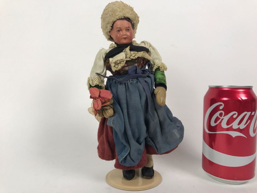 Vintage International Doll [Photo 1]