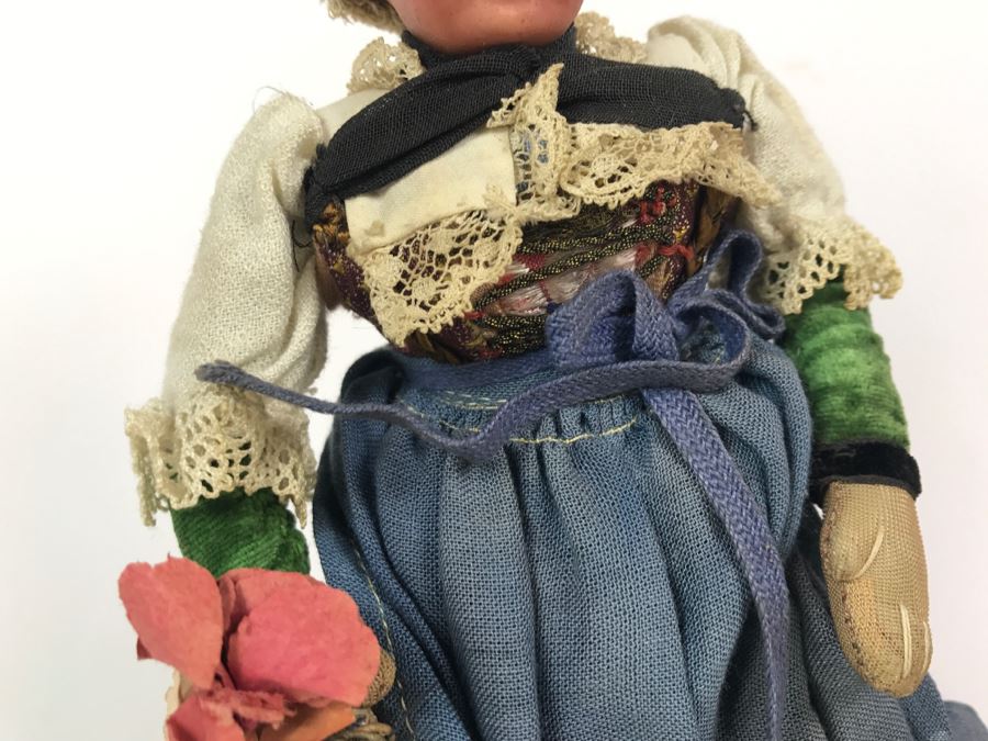 Vintage International Doll [Photo 4]