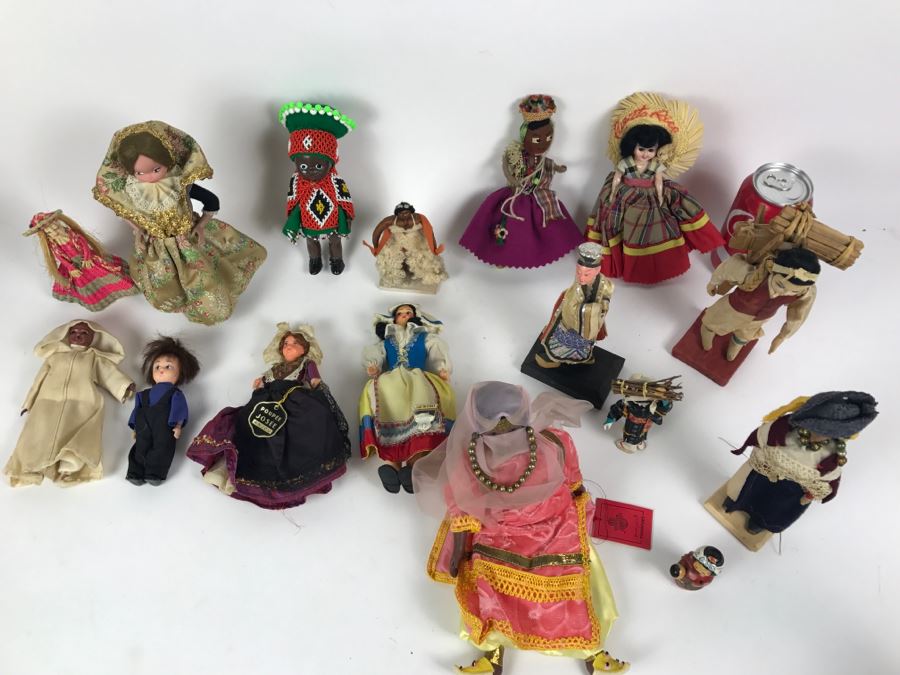 Collection Of Vintage International Dolls - See All Photos [Photo 2]