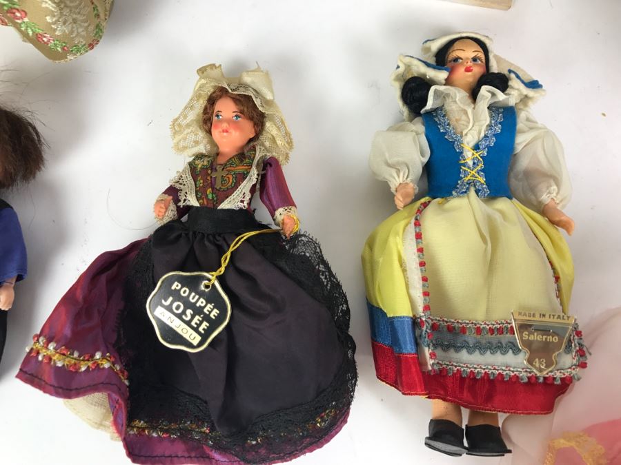 Collection Of Vintage International Dolls - See All Photos [Photo 3]