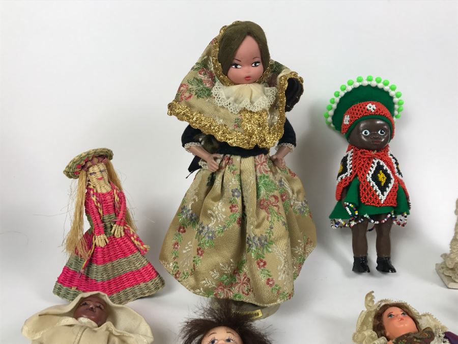 Collection Of Vintage International Dolls - See All Photos [Photo 18]