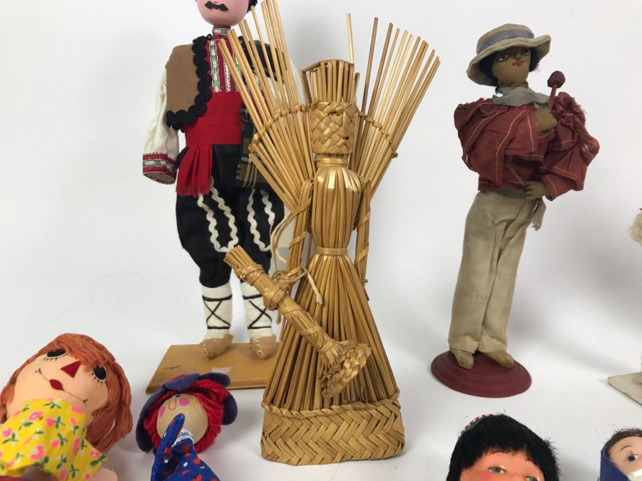 Collection Of Vintage International Dolls - See All Photos [Photo 4]