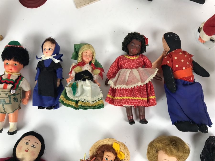 Collection Of Vintage International Dolls - See All Photos [Photo 18]