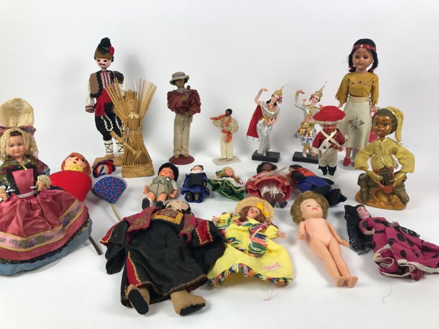 Collection Of Vintage International Dolls - See All Photos