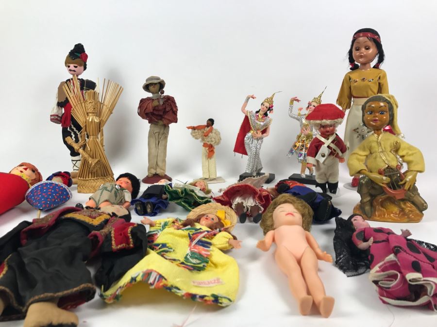 Collection Of Vintage International Dolls - See All Photos [Photo 32]