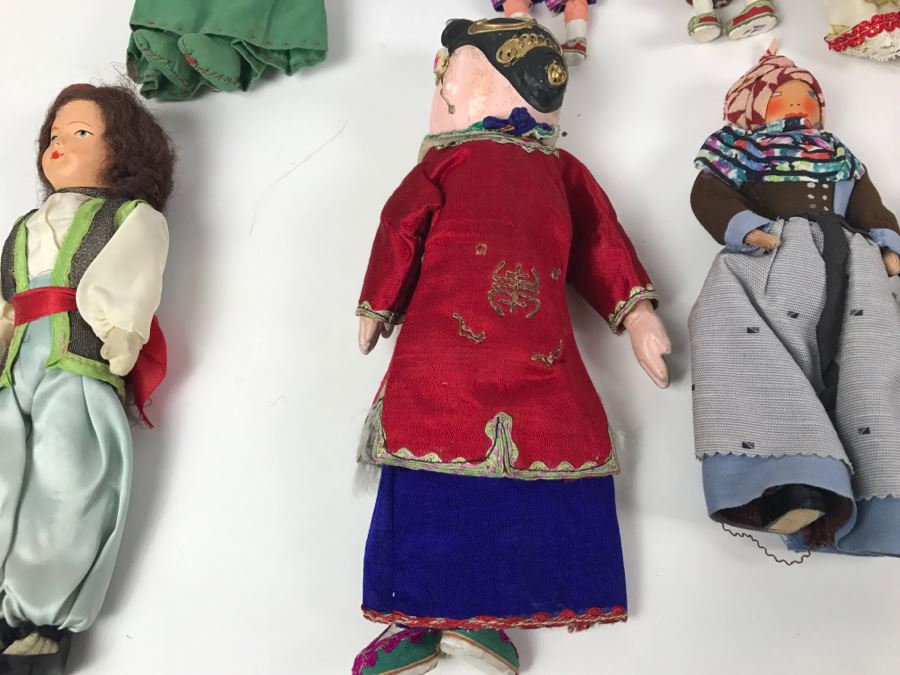 Collection Of Vintage International Dolls - See All Photos [Photo 21]