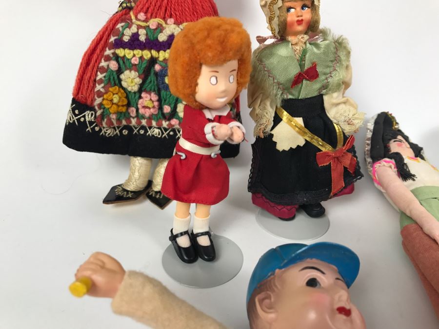 Collection Of Vintage International Dolls - See All Photos [Photo 5]