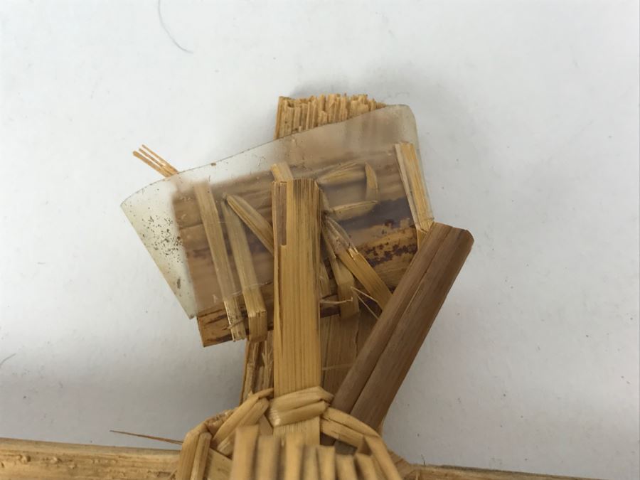 Vintage Straw Crucifix Doll [Photo 5]