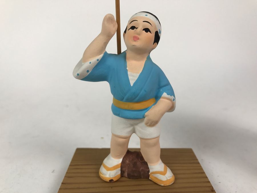 Vintage Akita's Kanto Festival Japanese Doll [Photo 2]