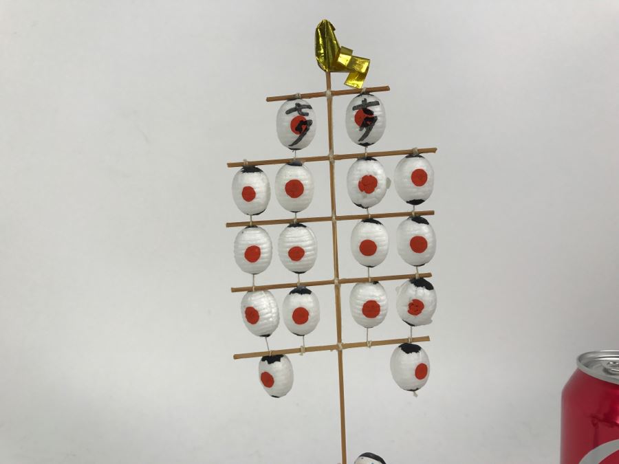 Vintage Akita's Kanto Festival Japanese Doll [Photo 3]