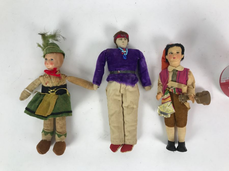 Collection Of Vintage International Dolls - See All Photos [Photo 1]