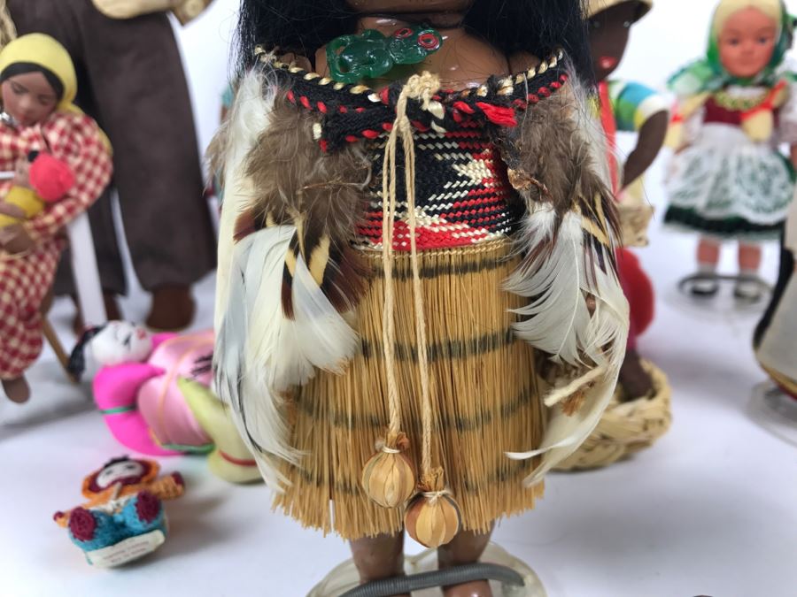 Collection Of Vintage International Dolls - See All Photos [Photo 9]