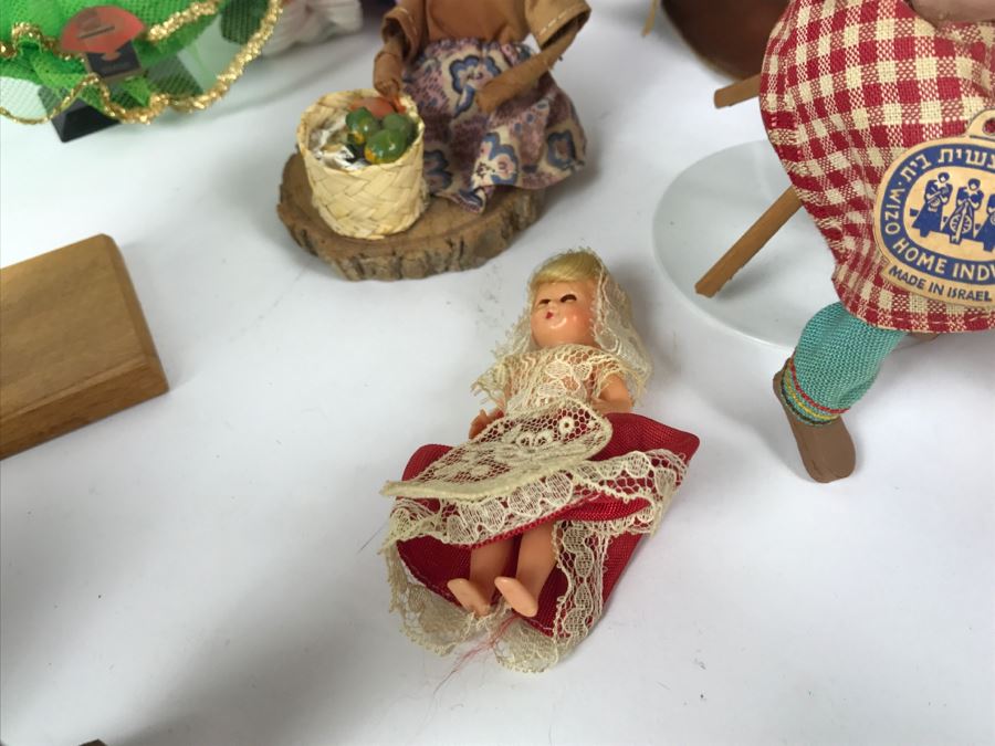 Collection Of Vintage International Dolls - See All Photos [Photo 20]