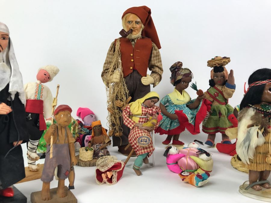 Collection Of Vintage International Dolls - See All Photos [Photo 2]