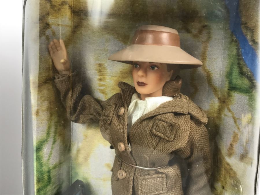 Pair Of Casablanca Limited Edition Dolls [Photo 6]