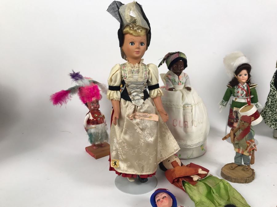 Collection Of Vintage International Dolls - See All Photos [Photo 27]