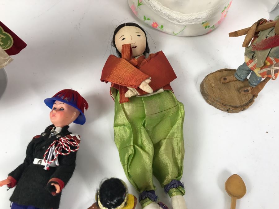 Collection Of Vintage International Dolls - See All Photos [Photo 25]