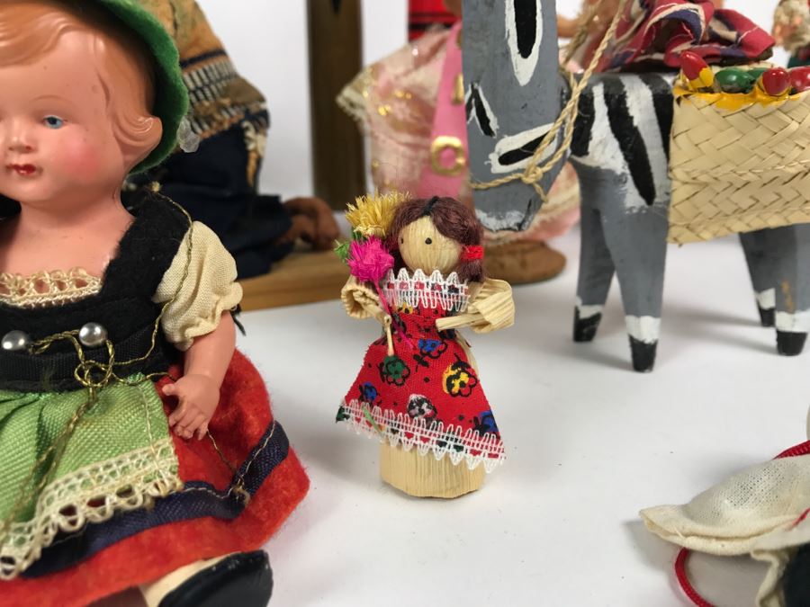 Collection Of Vintage International Dolls - See All Photos [Photo 7]