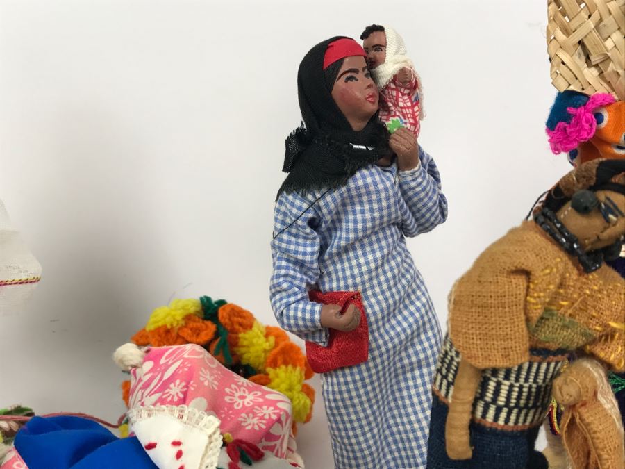 Collection Of Vintage International Dolls - See All Photos [Photo 16]