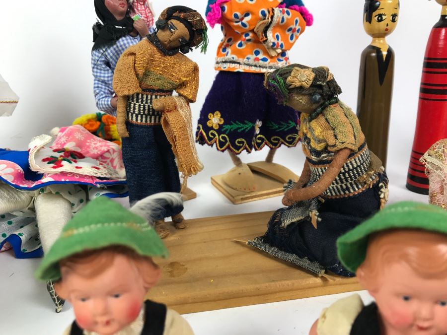 Collection Of Vintage International Dolls - See All Photos [Photo 15]