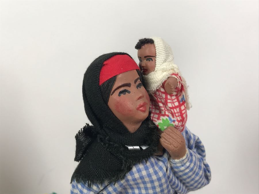 Collection Of Vintage International Dolls - See All Photos [Photo 17]