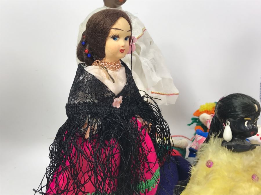 Collection Of Vintage International Dolls - See All Photos [Photo 18]