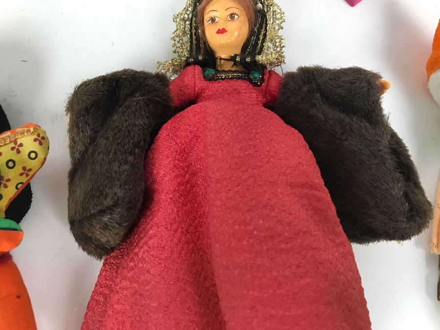 Collection Of Vintage International Dolls - See All Photos [Photo 18]