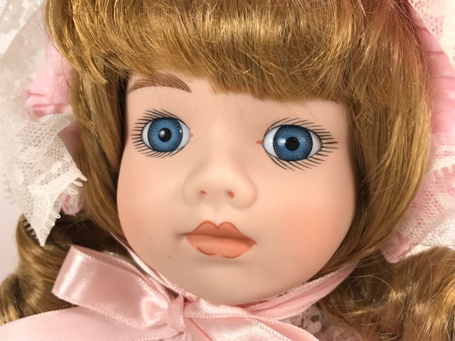 Pair Of Doll Boutique Porcelain Dolls [Photo 3]