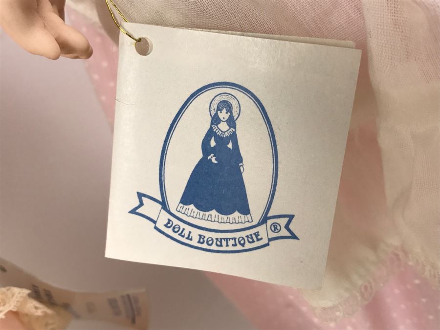 Pair Of Doll Boutique Porcelain Dolls [Photo 4]