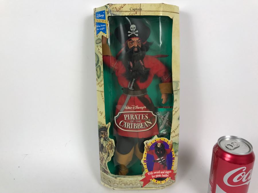 Walt Disney's Pirates Of The Caribbean Action Figure Doll Captain Mattel 10258 1993