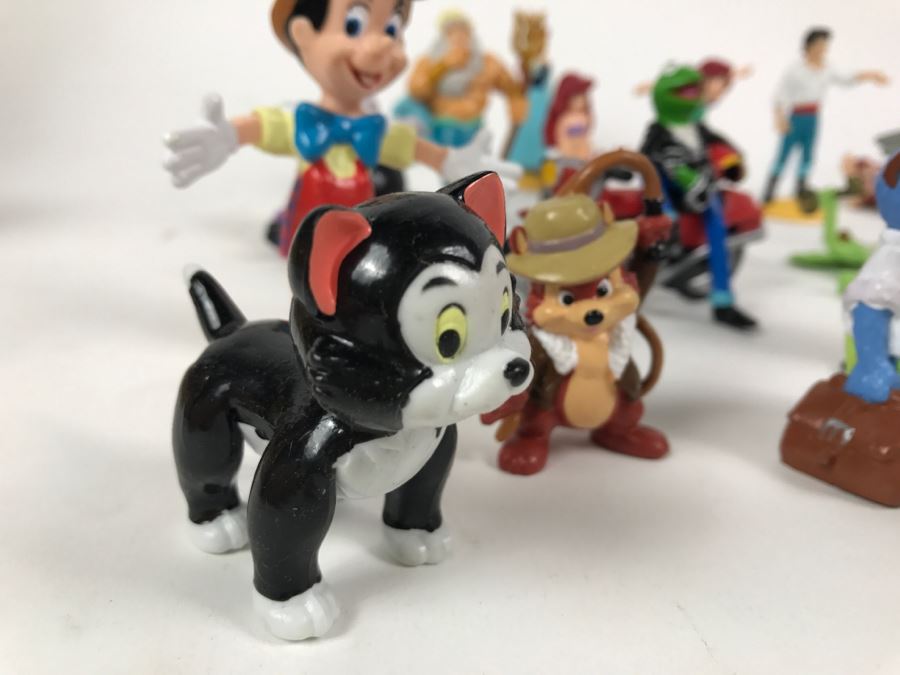 Large Collection Of Various Figurines Including Walt Disney [Photo 3]