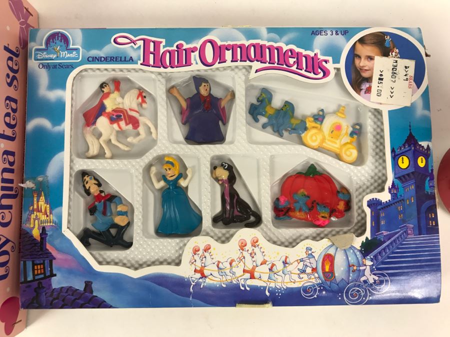 Vintage Minnie 'N Me Toy China Tea Set And Disney Cinderella Hair Ornaments From Sears [Photo 2]