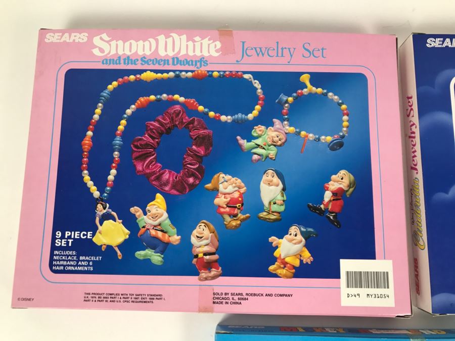 Vintage Sears Jewelry Sets New In Box Snow White And The Seven Dwarfs, Cinderella, Mickey And Friends [Photo 19]