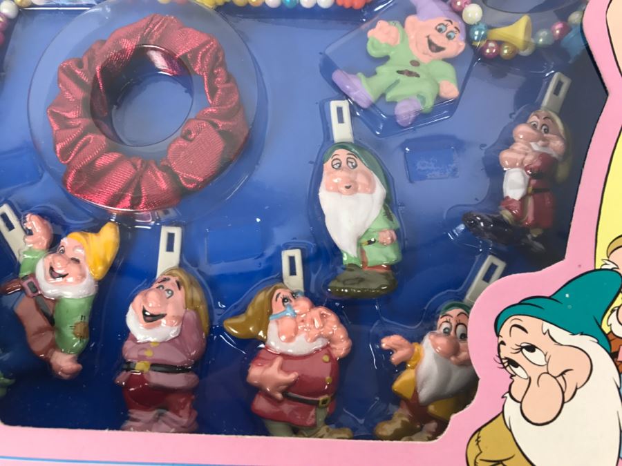 Vintage Sears Jewelry Sets New In Box Snow White And The Seven Dwarfs, Cinderella, Mickey And Friends [Photo 10]